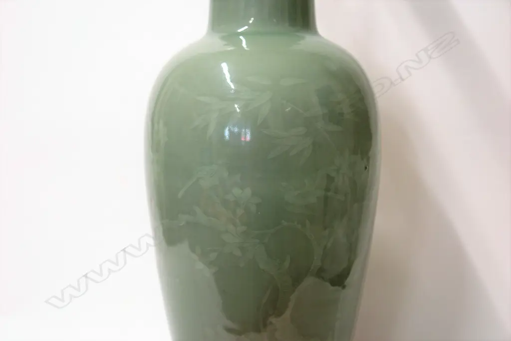 A rare and large 17th or early 18thC (Kangxi/Yongzheng) celadon vase (lamp) Image 1++