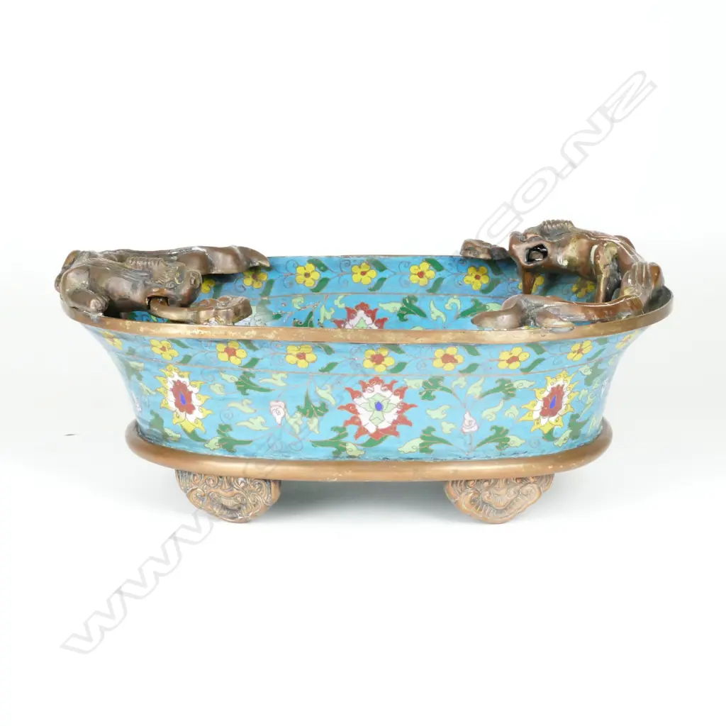 An unusual Chinese cloisonné oval dish Image 1++