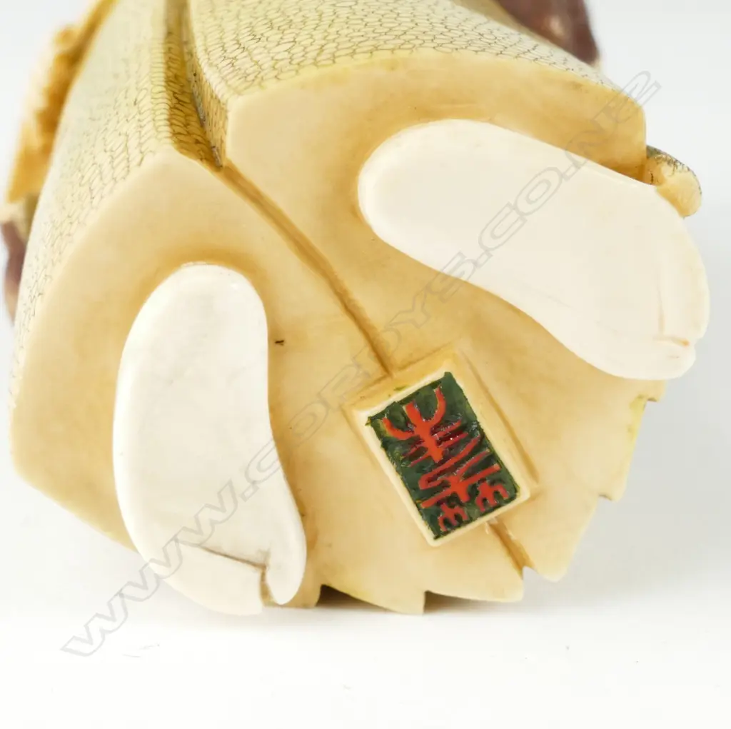 A Japanese Tokyo School ivory figure of a samurai Image 1++