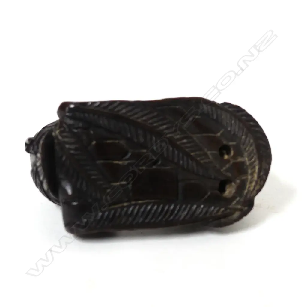 A Japanese netsuke Image 1++