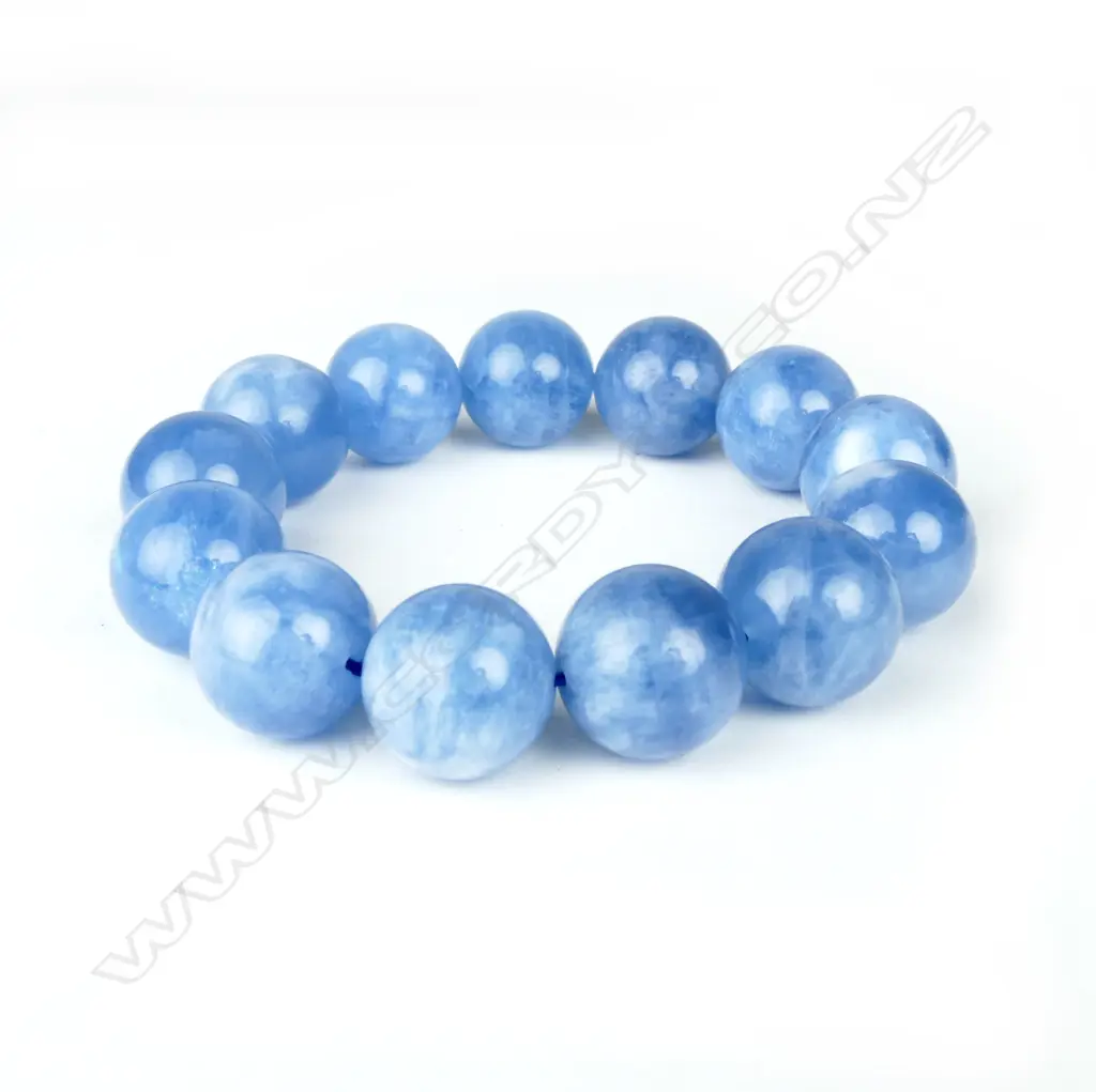 An aquamarine large bead bracelet Image 1++