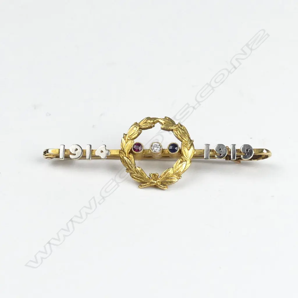 A 15ct gold WWI patriotic brooch Image 1++