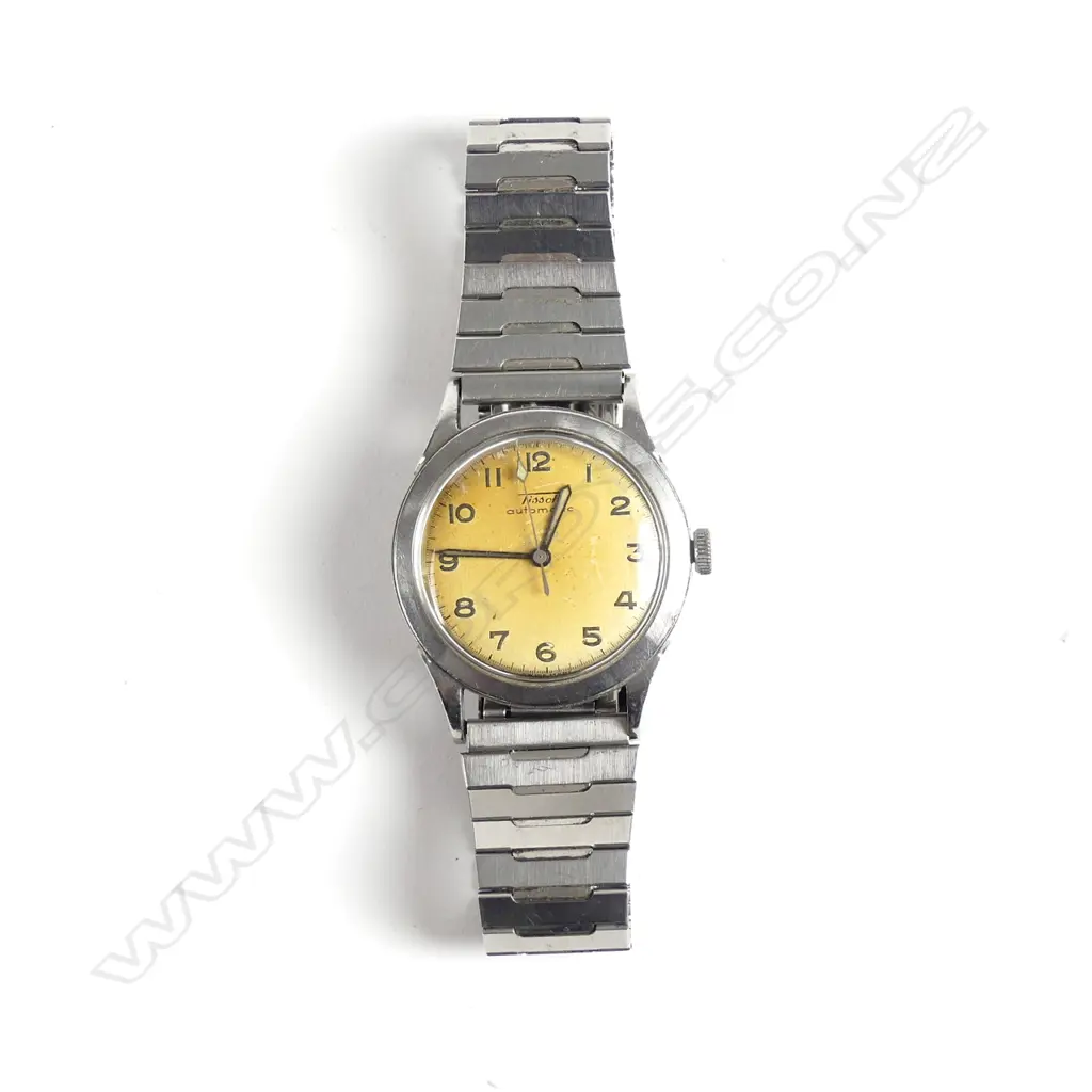 A vintage gent's Tissot wristwatch Image 1++