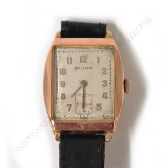 A 1930/40s Helvetia 9ct. rose gold gent's wristwatch