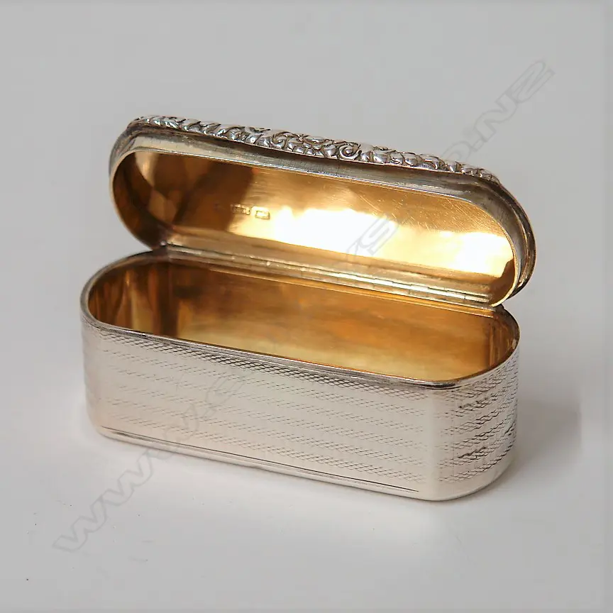 A good William IV silver table snuff Image 1++