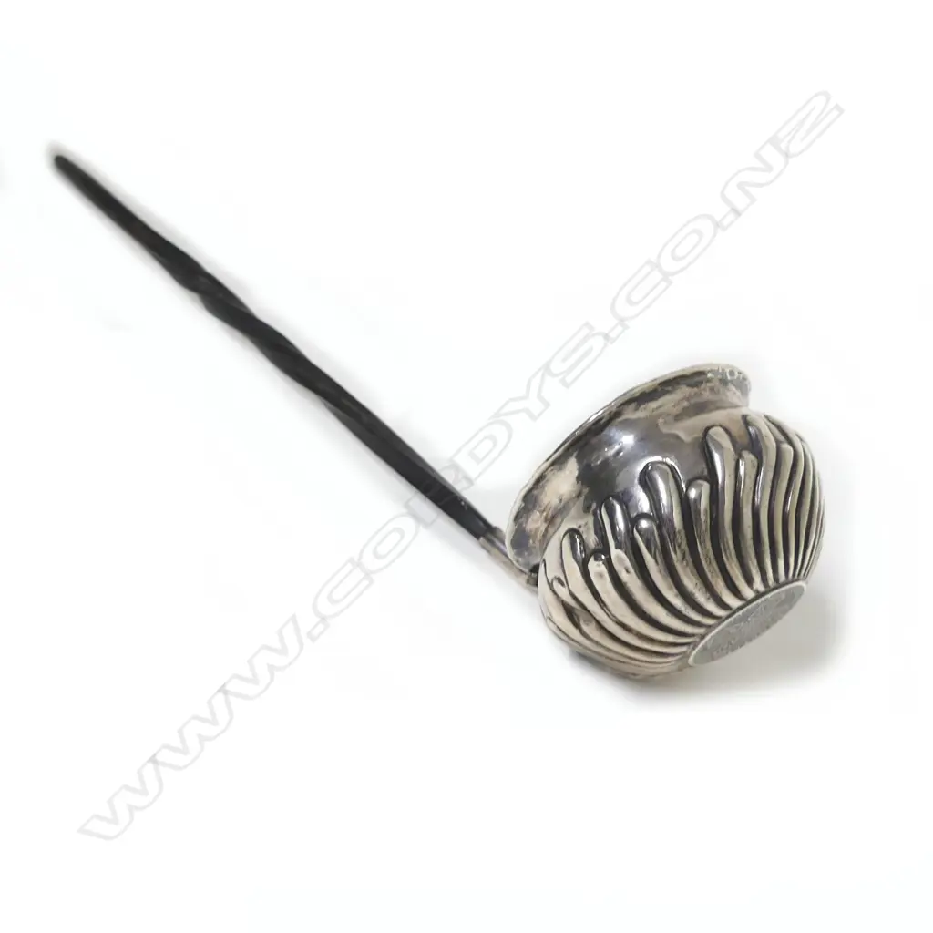 A Georgian silver toddy ladle Image 1++