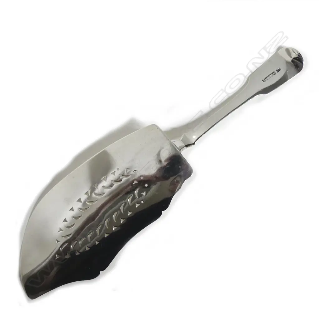 A George IV silver fish slice Image 1++
