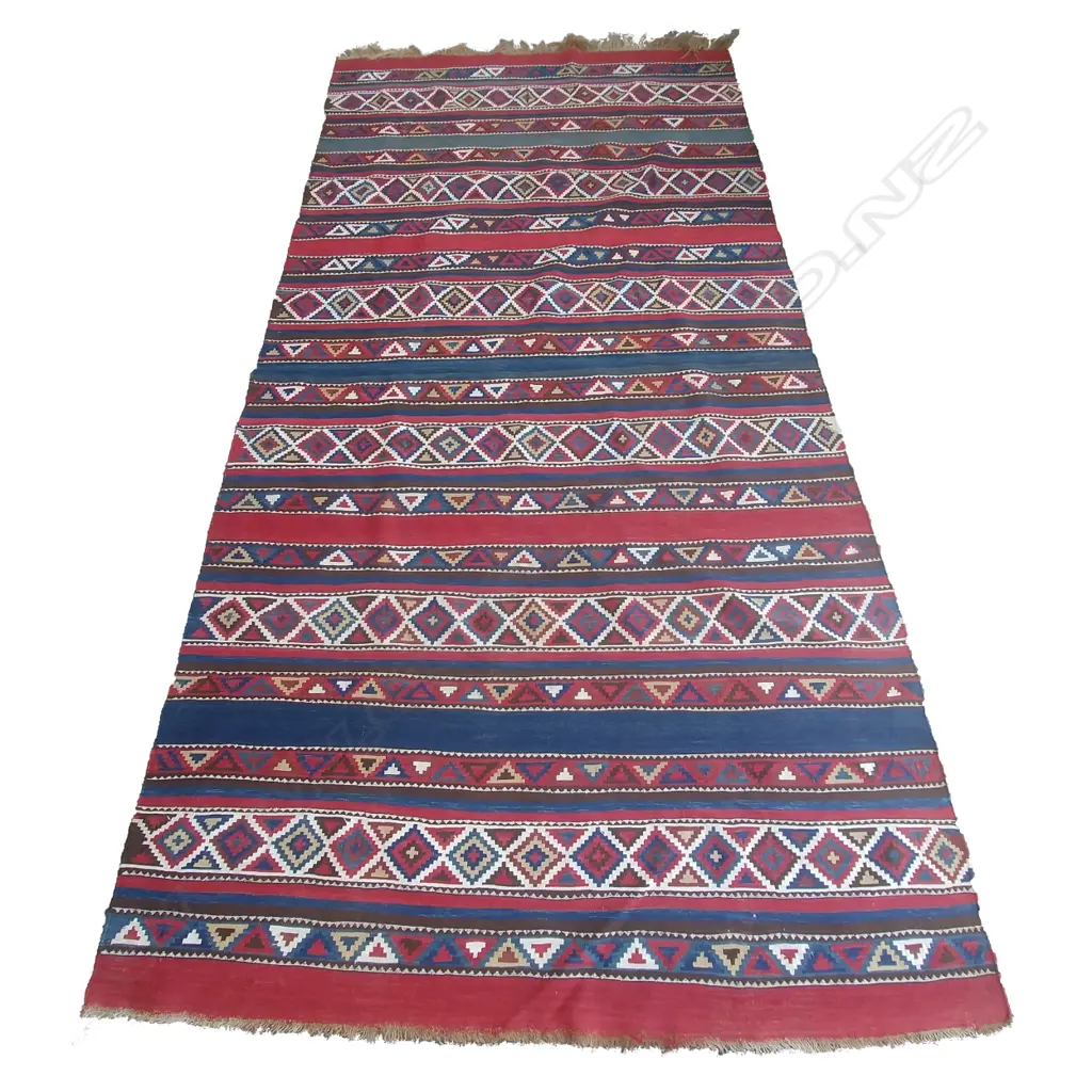 A Caucasian Shirvan kilim rug Image 1++