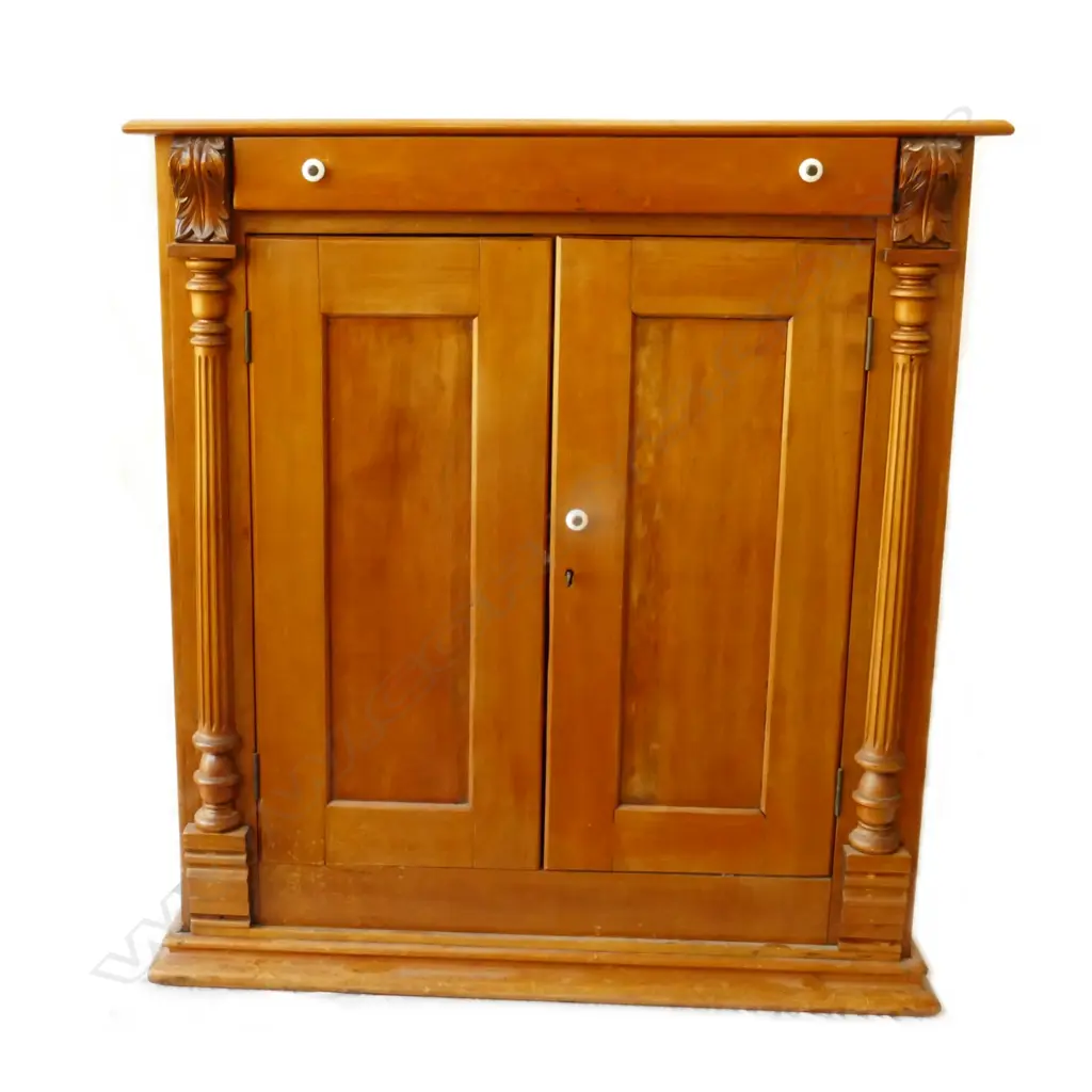 A colonial kauri cabinet Image 1++