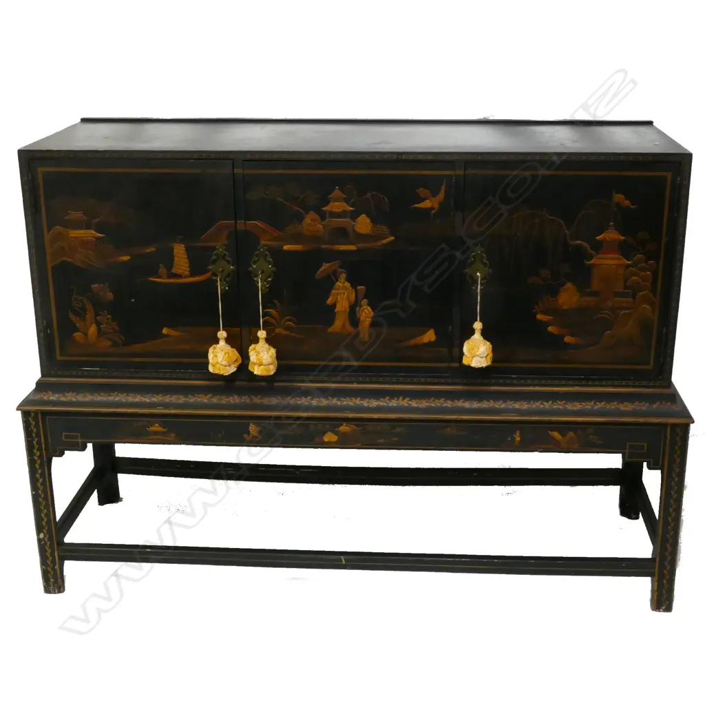 A black chinoiserie cabinet on stand Image 1++