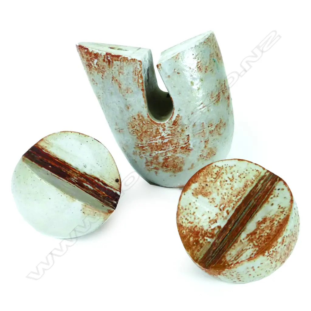 Nola Barron Image 1++