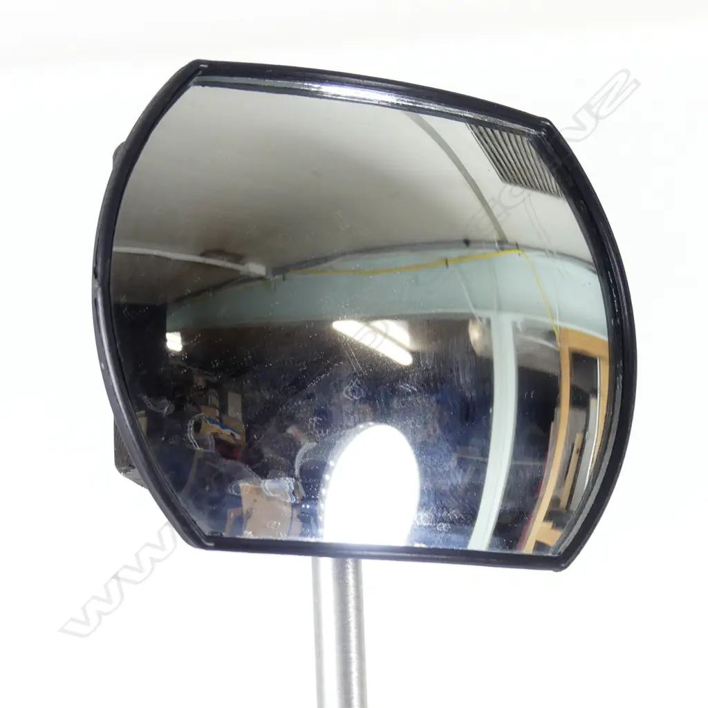 Two small convex mirrors Image 1++