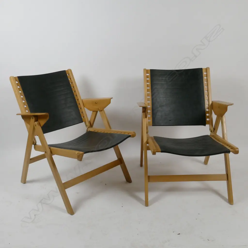 A pair of birch plywood folding 'Rex' chairs designed by Nico Kralj for Stol Image 1++