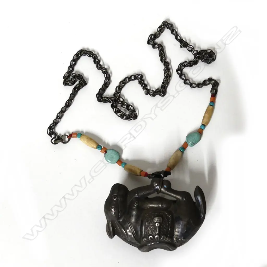 A Tibetan silver donkey pendant Image 1++