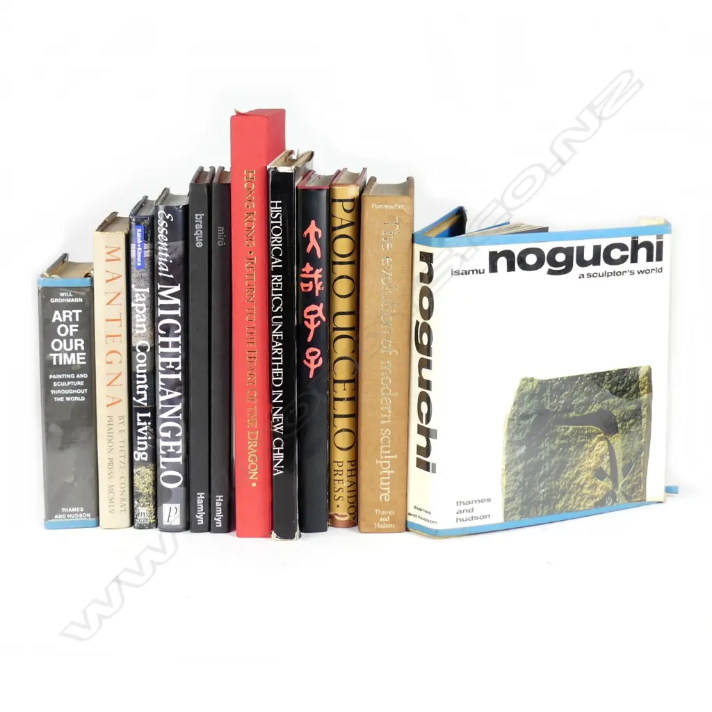 Isamu Noguchi - a sculptor's world - published by Thames & Hudson Image 1++