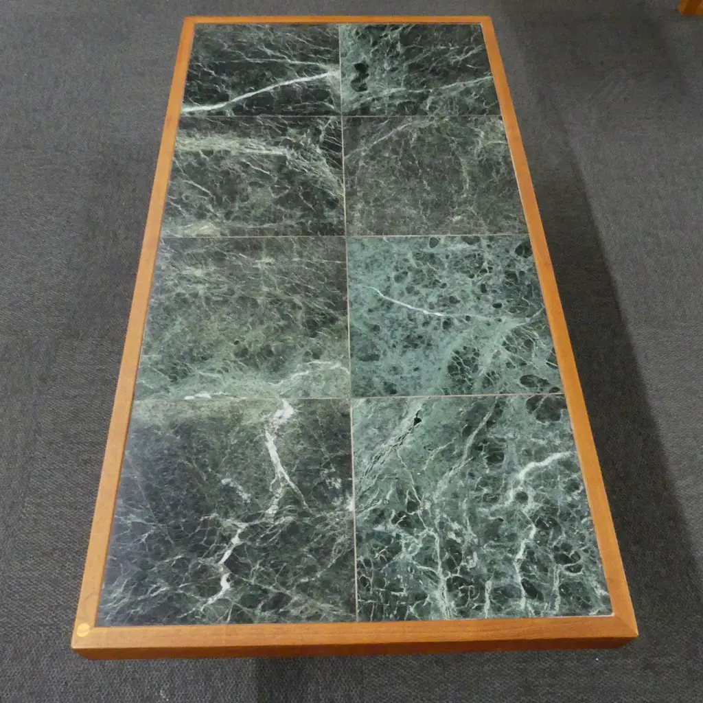 A rimu framed Image 1++