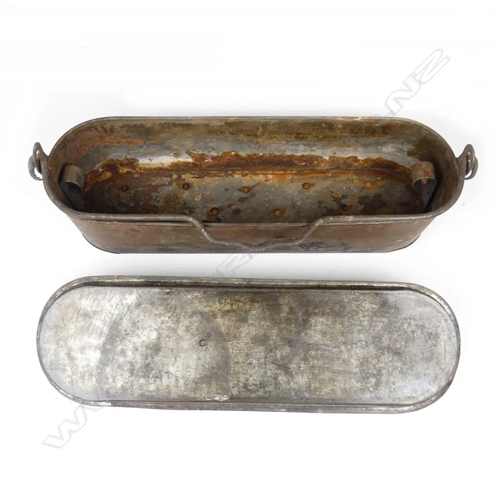 A vintage tin fish poacher Image 1++