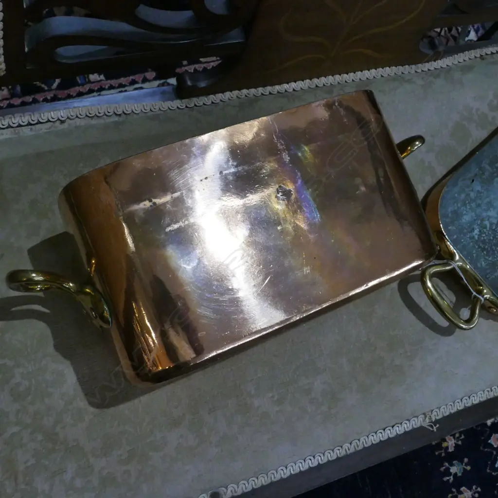 A Victorian copper fish pot Image 1++