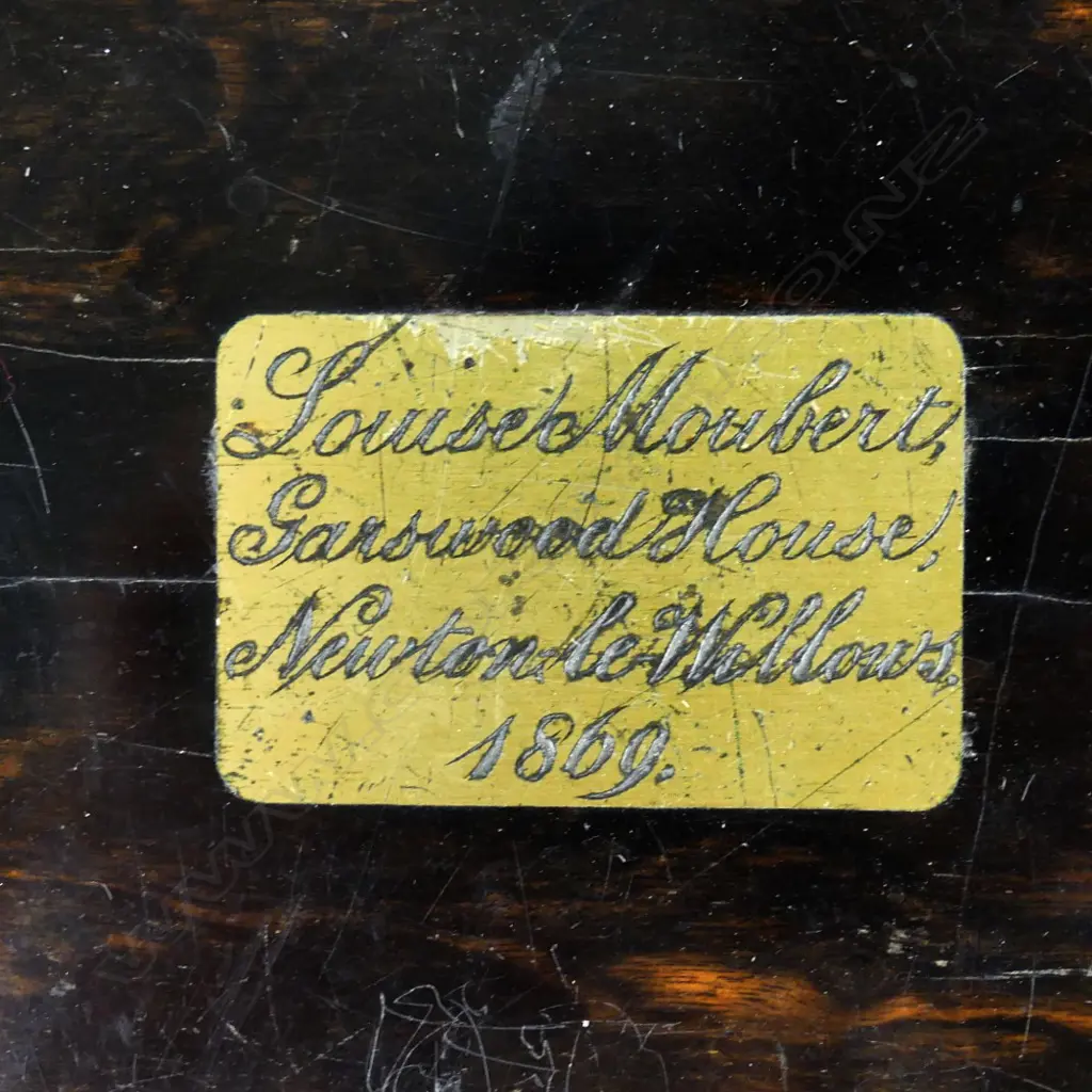 A Victorian coromandel wood vanity case Image 1++