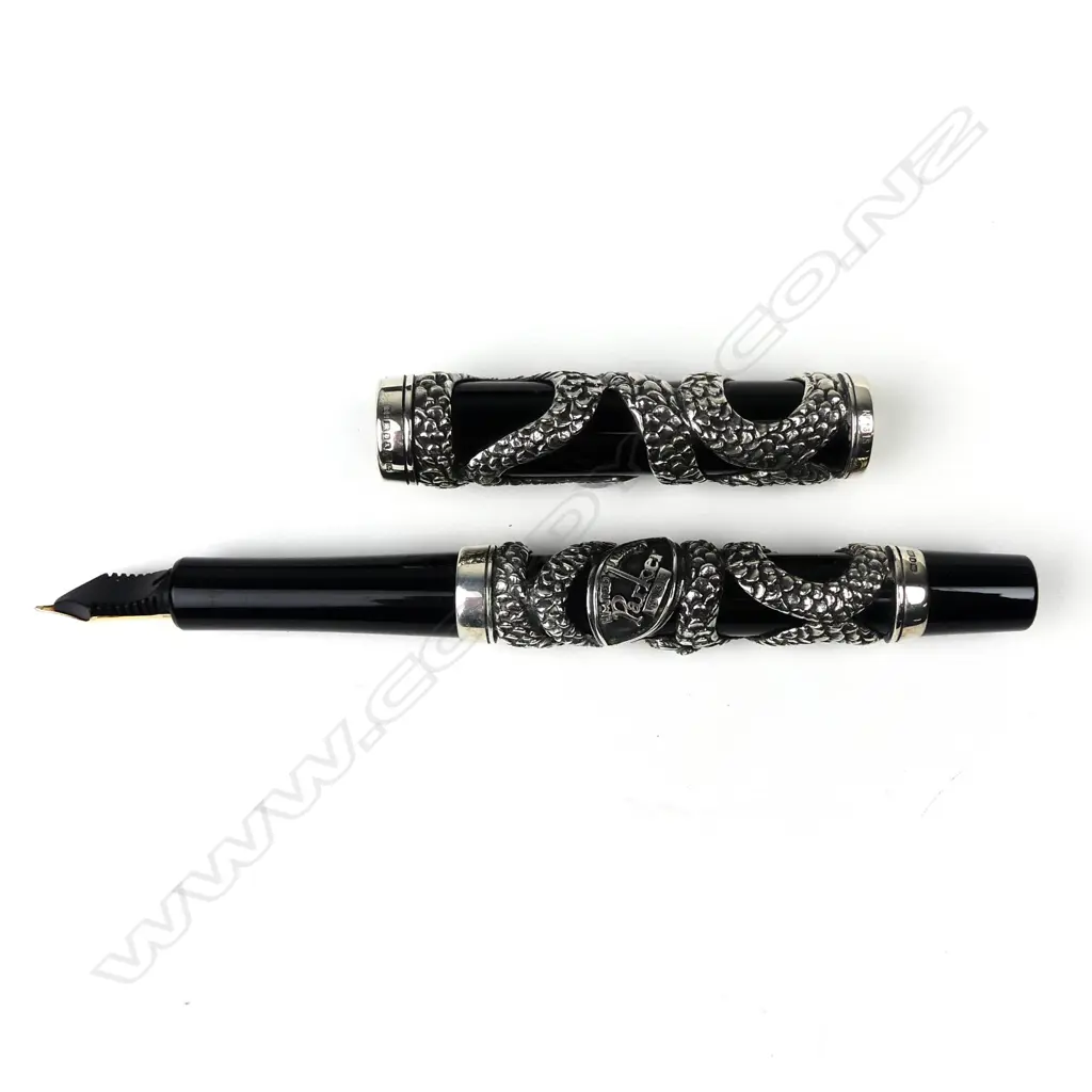 A Parker 'Snake' limited edition fountain pen Image 1++