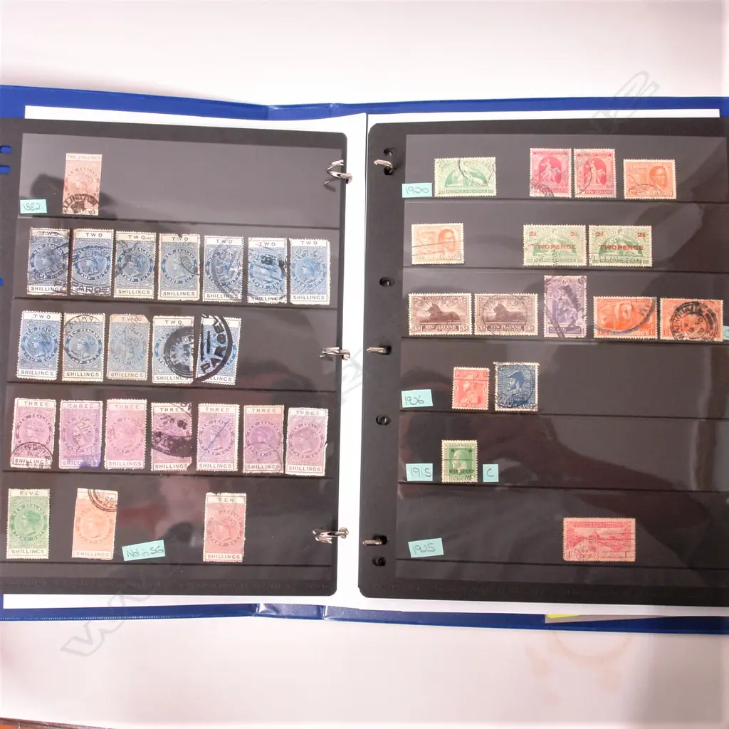 An album of older N.Z. stamps Image 1++