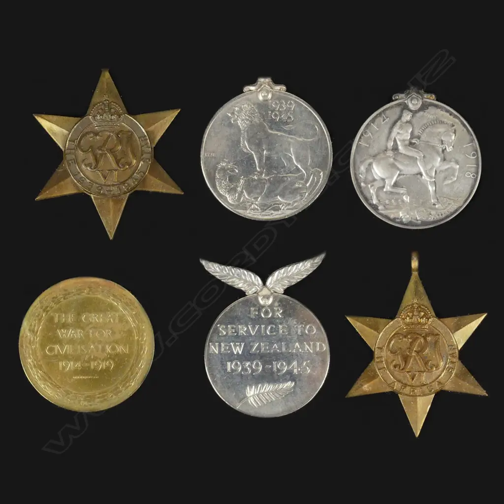 A framed WWI/WWII medal group Image 1++