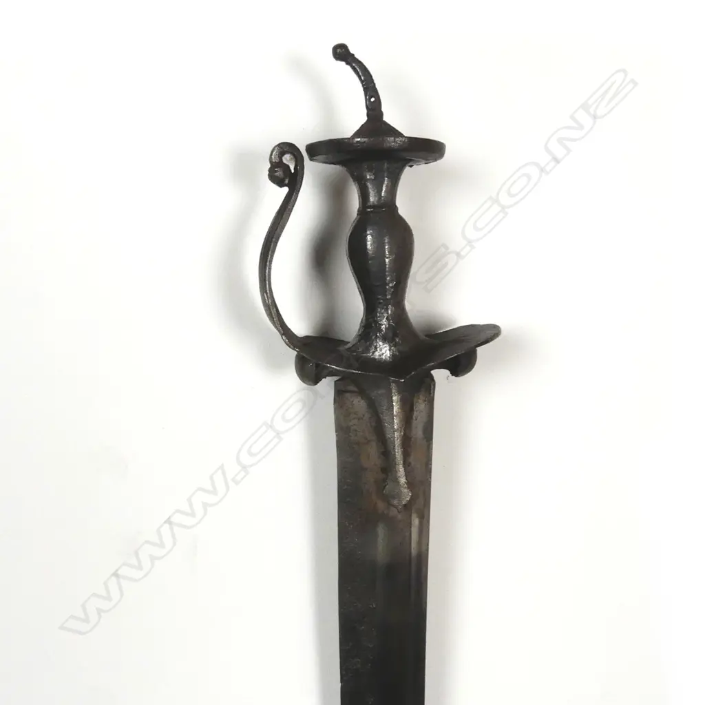 An Indian tulwar Image 1++