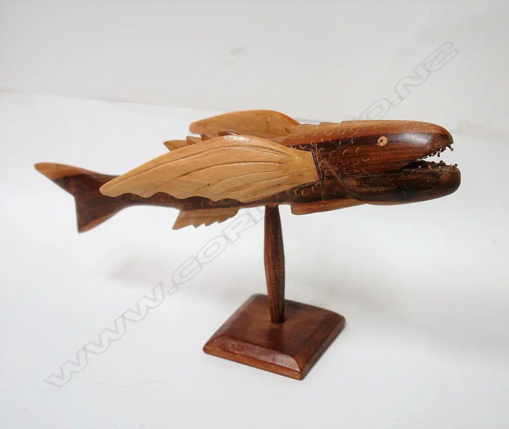 A Pitcairn Island carved wood folk art flying fish Image 1++
