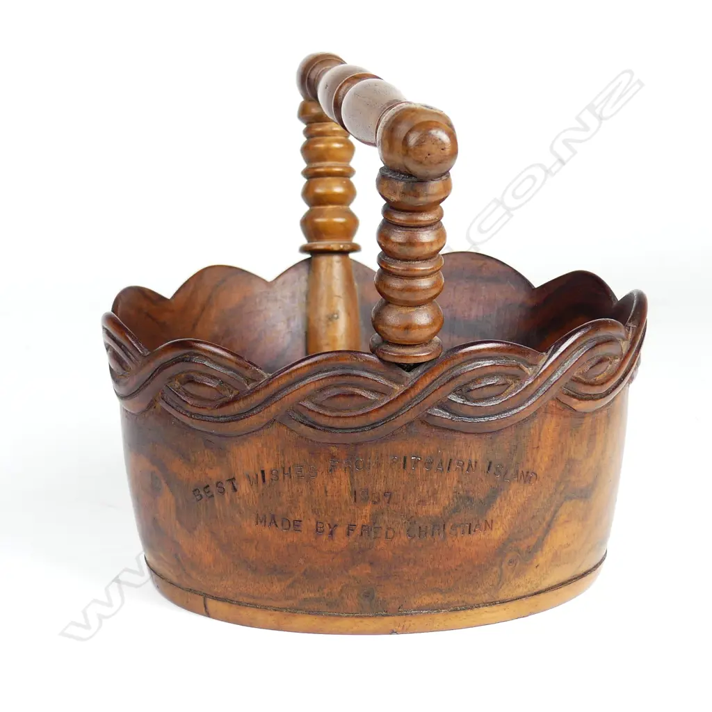A Pitcairn Island miro wood basket Image 1++