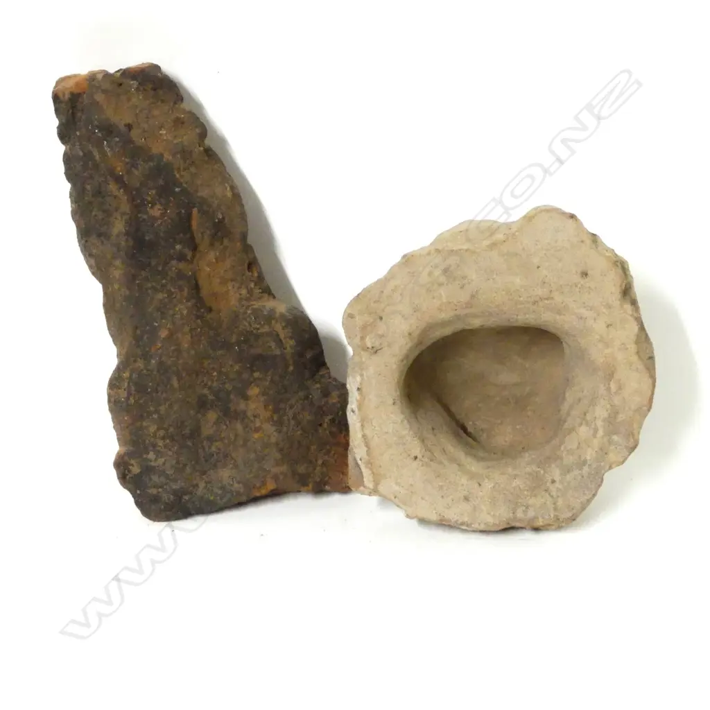 Two pre-Colombian culture portrait busts Image 1++