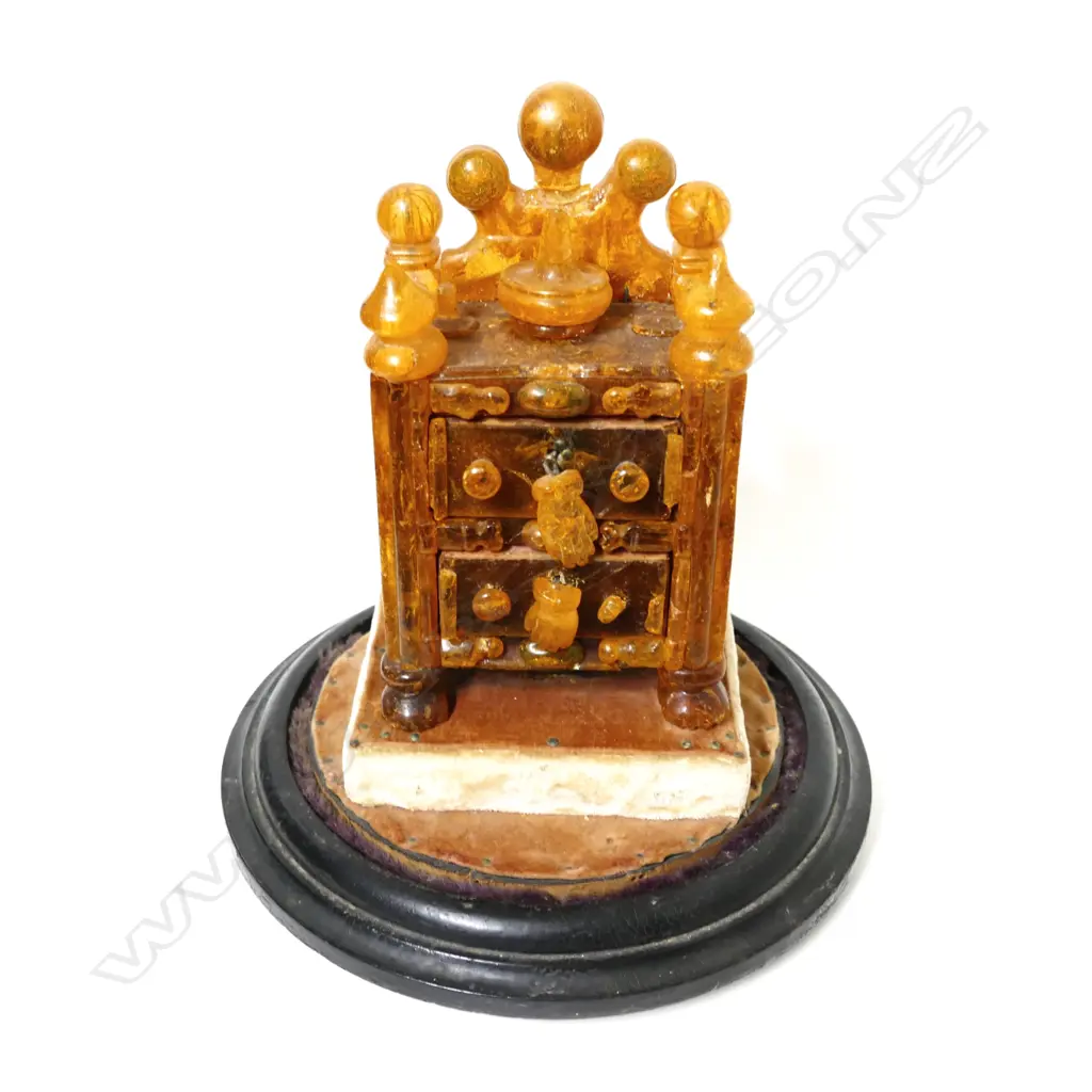 A rare model colonial kauri gum chest of drawers Image 1++