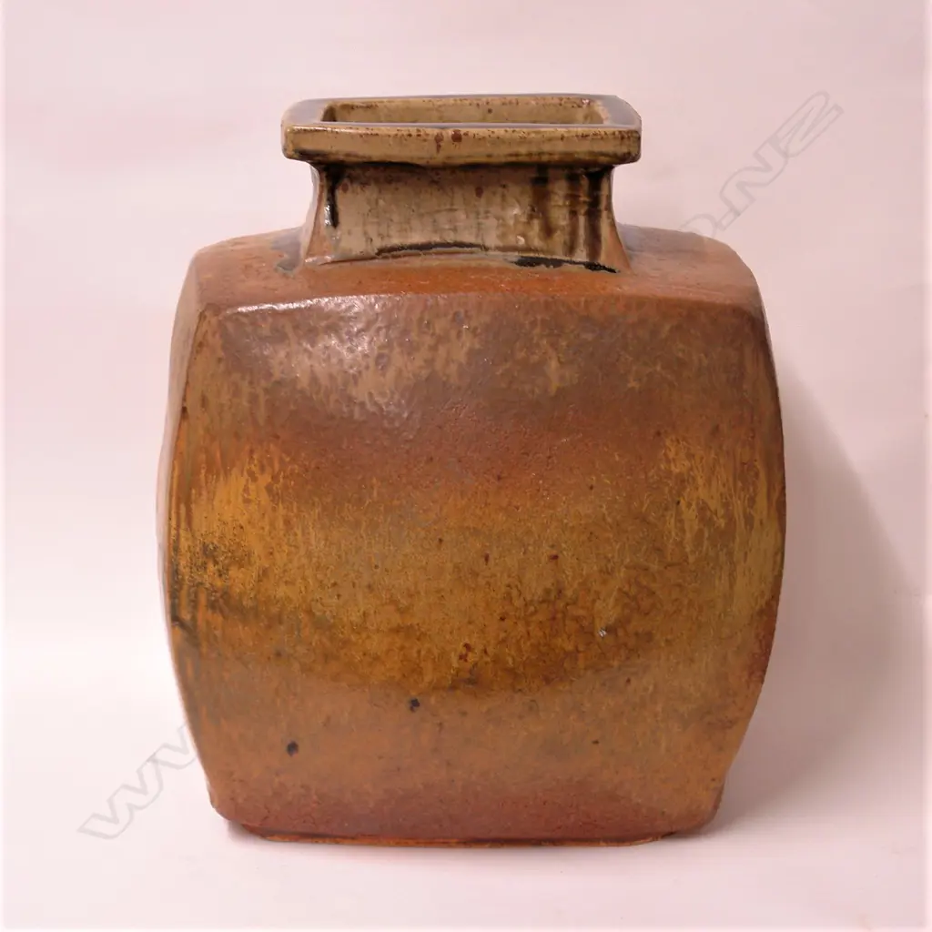 Len Castle branch pot Image 1++