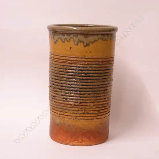 Len Castle large stoneware brush pot