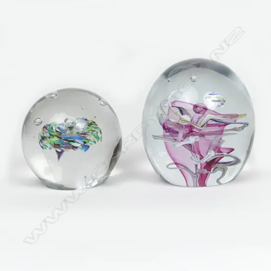 Peter Viesnik paperweight