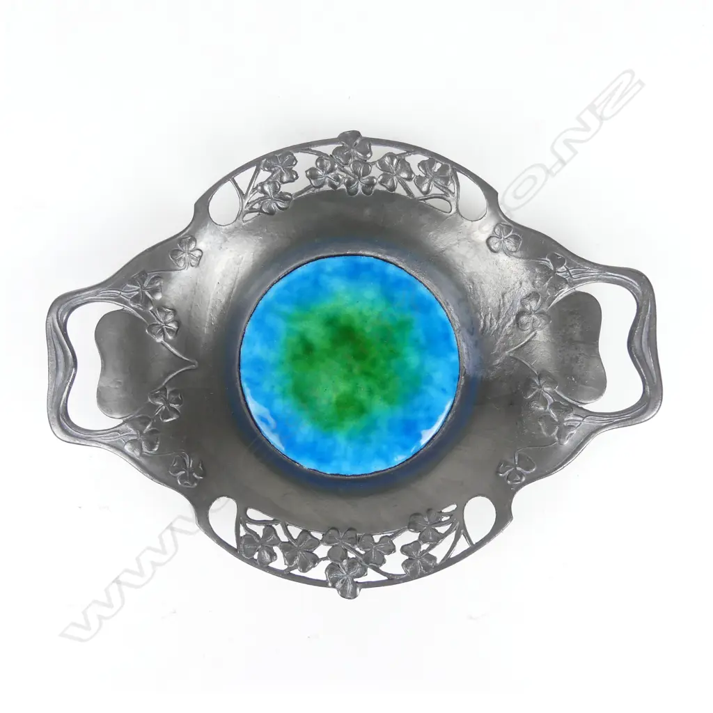 A Tudric pewter dish Image 1++