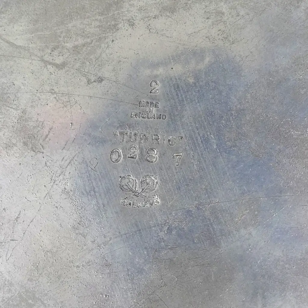 A Tudric pewter dish Image 1++