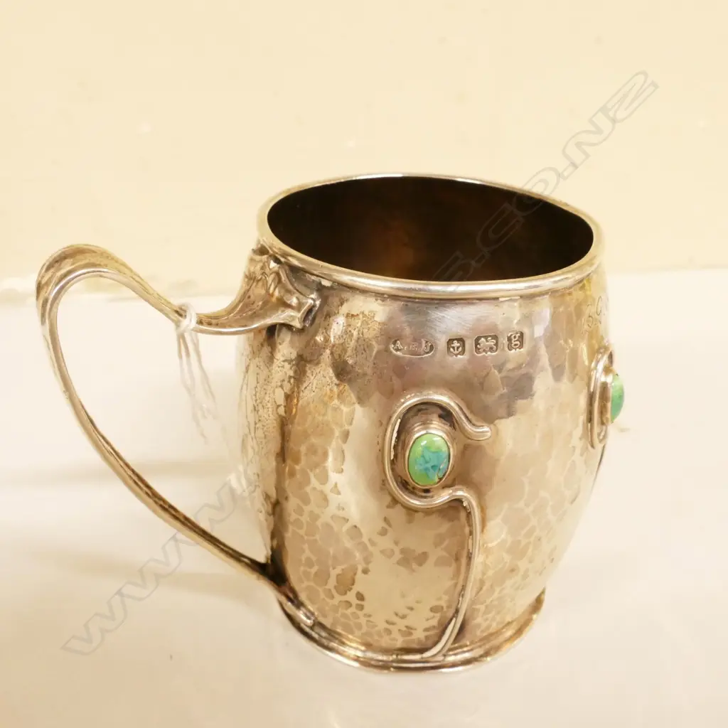 An Art Nouveau silver christening mug by Albert Edward Jones Image 1++