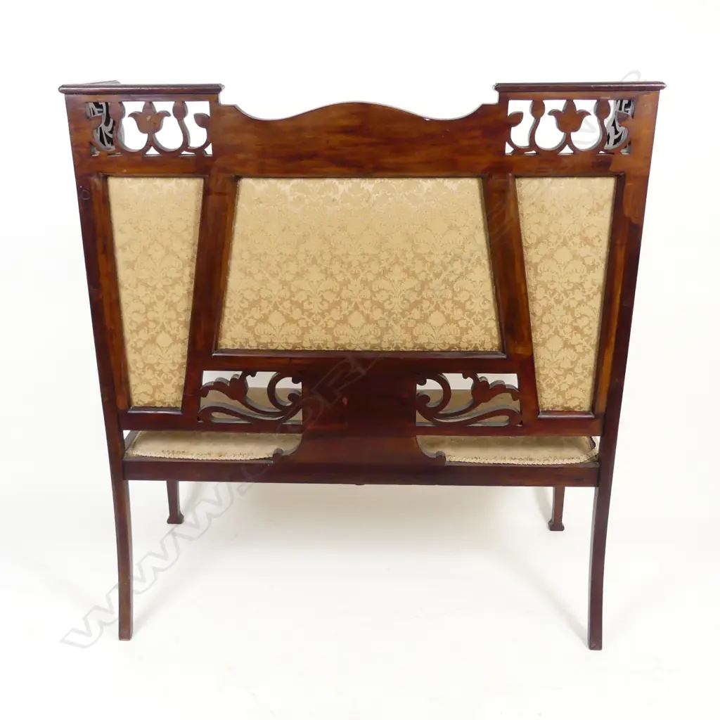An Art Nouveau small settle Image 1++