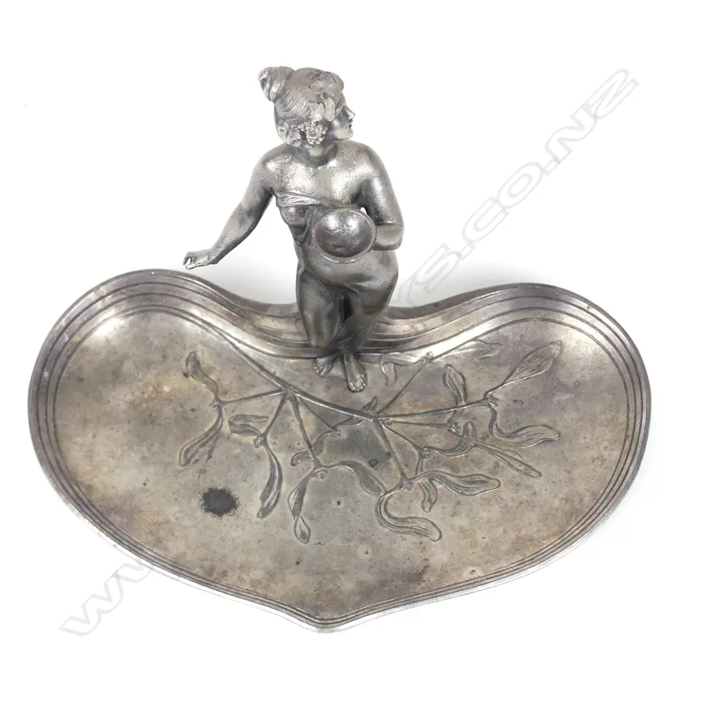 A WMF Art Nouveau silver plate maiden figured dish Image 1++