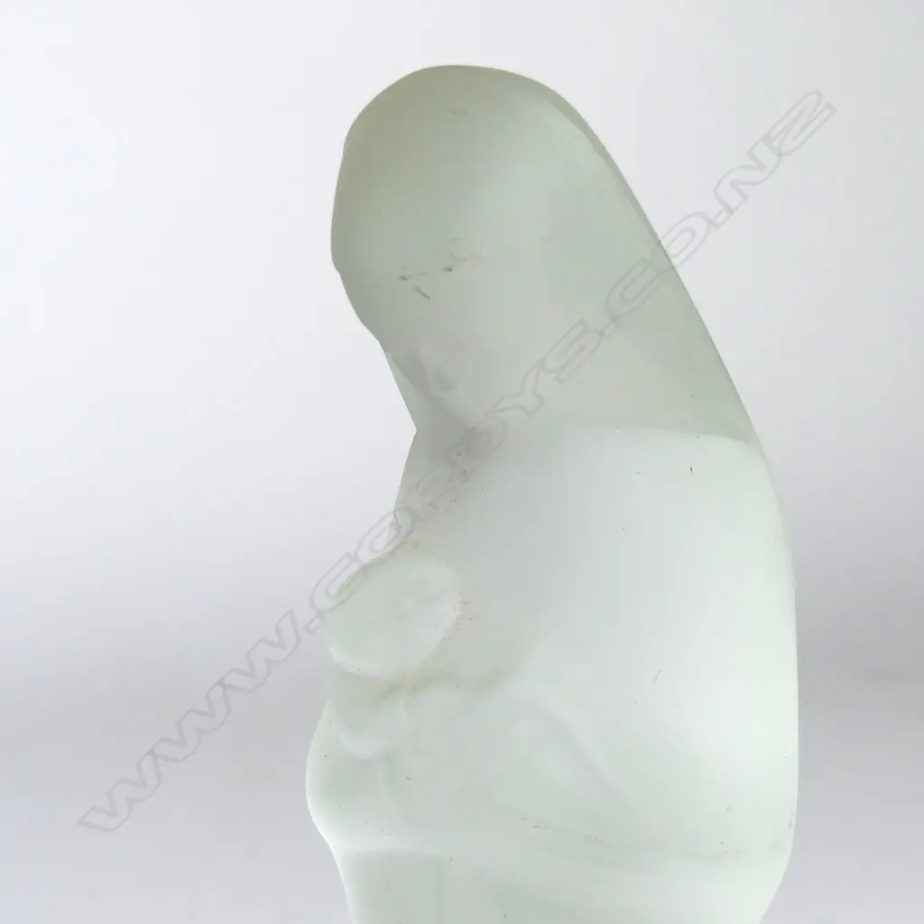 A Stef Uiterwaal designed Leerdam glass figure Image 1++