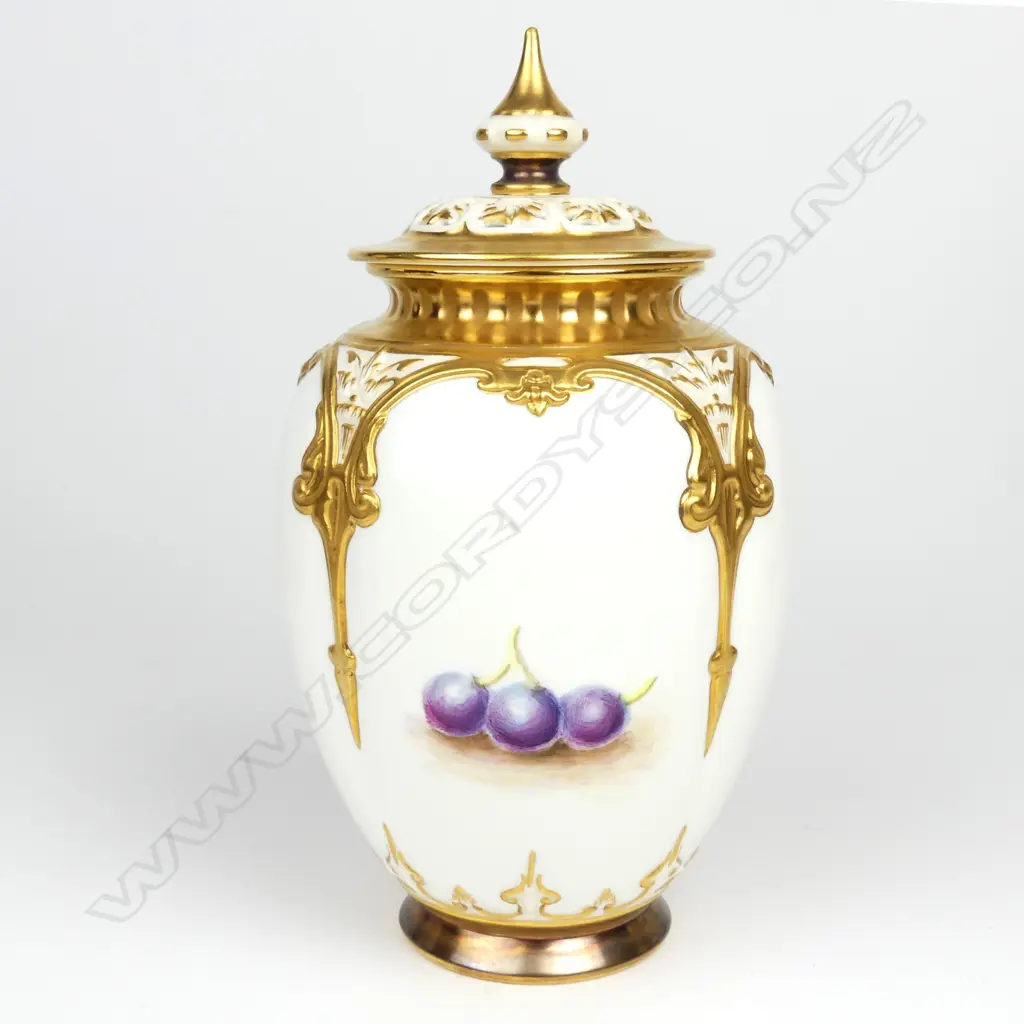 A Royal Worcester potpourri vase and cover painted with fruit by Leaman Image 1++