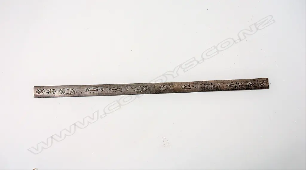 A 19thC Chinese silver ruler Image 1++