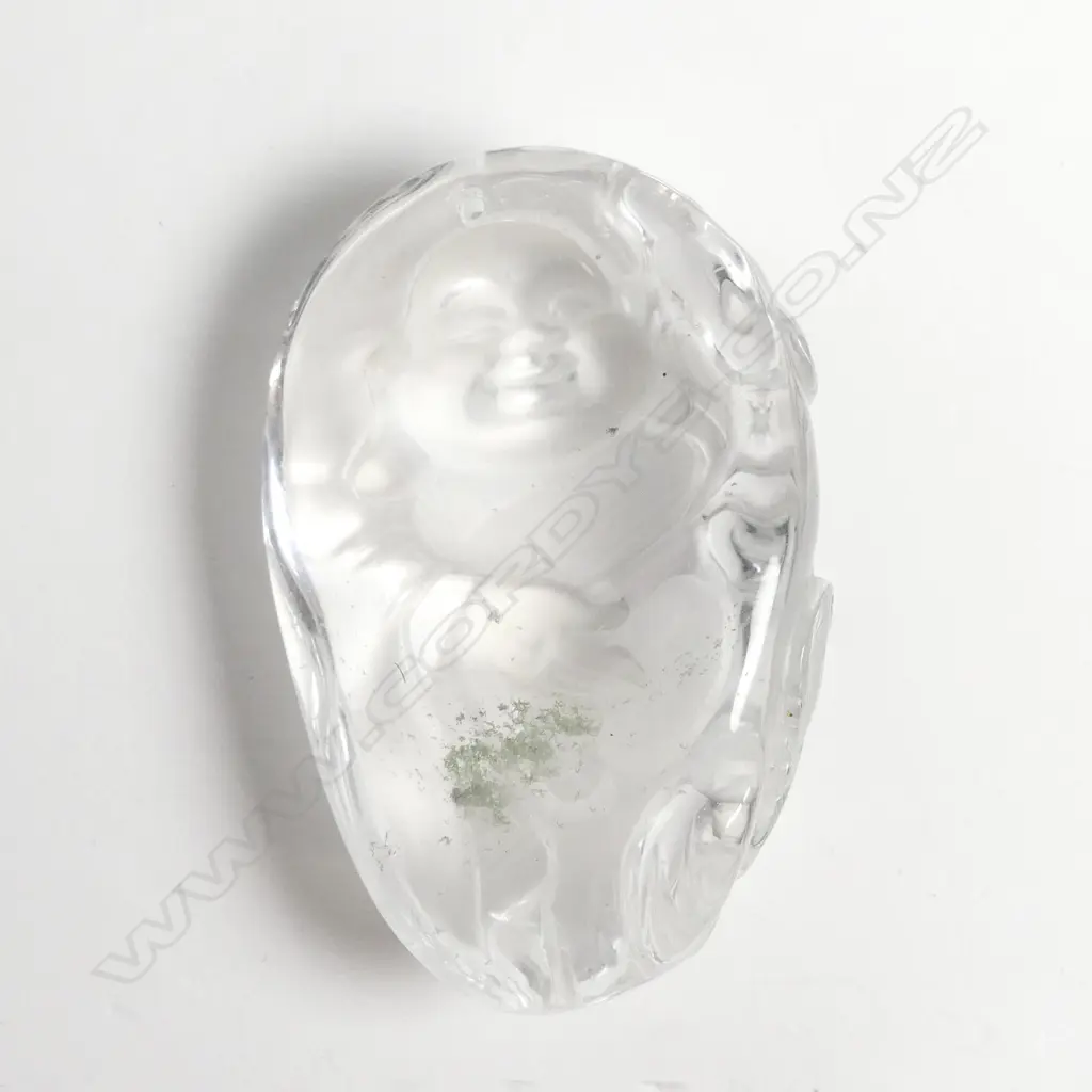 A Chinese clear rock crystal carved pendant Image 1++