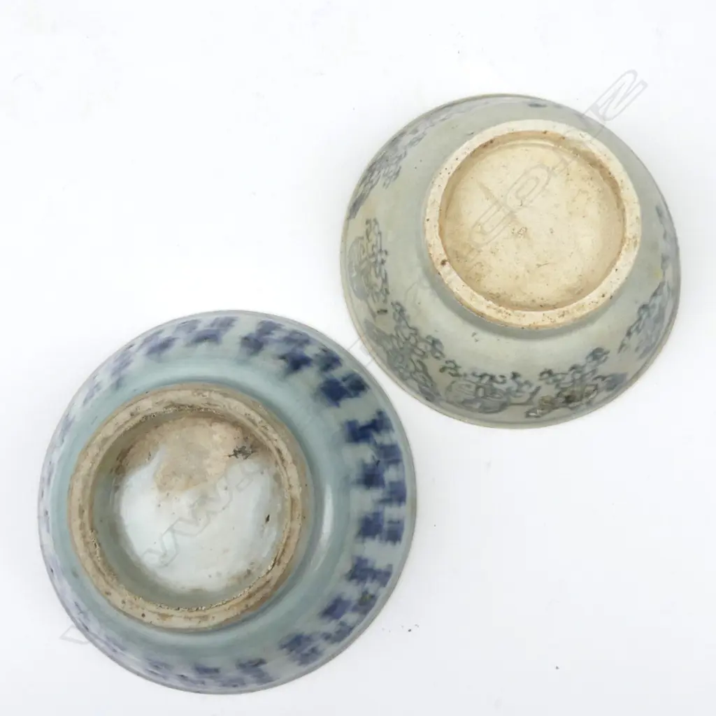 Two Chinese provincial ceramic dishes Image 1++