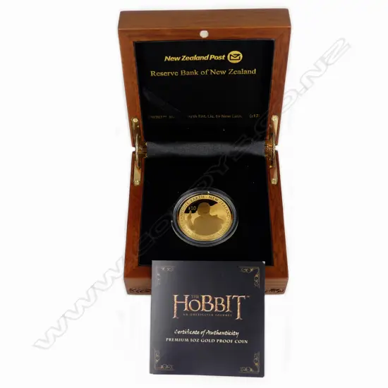 A 2012 NZ $10 Hobbit proof 1 troy ounce gold coin