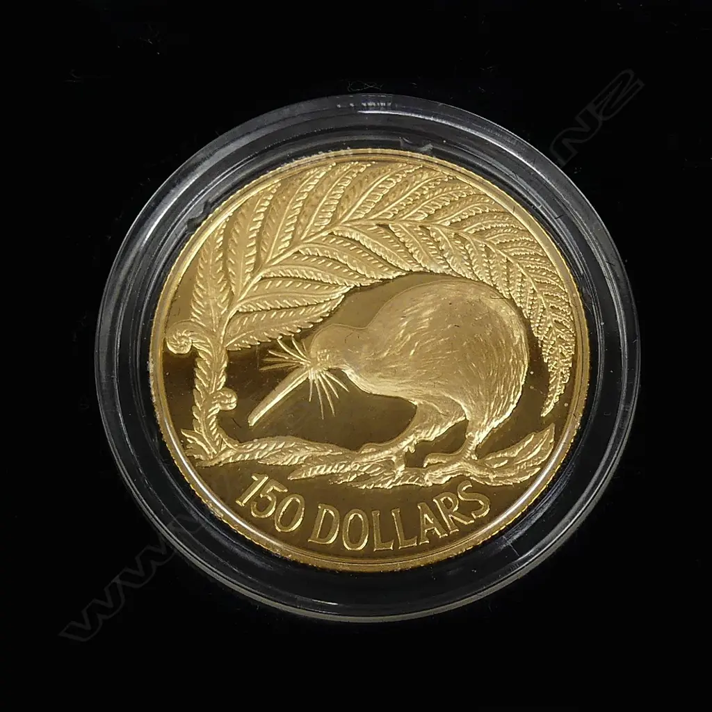A 1990 NZ $150 Kiwi gold proof coin Image 1++