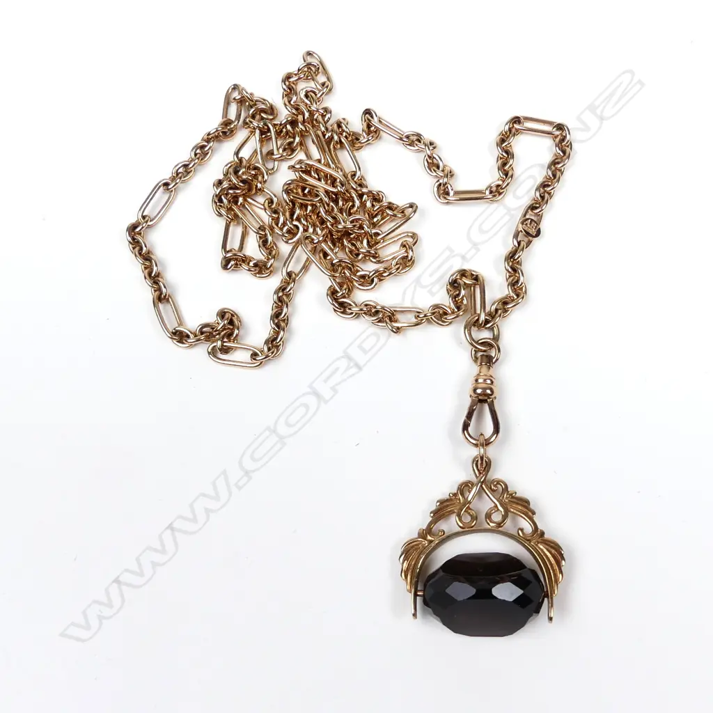 A 9ct rose gold modern fancy link chain necklace Image 1++