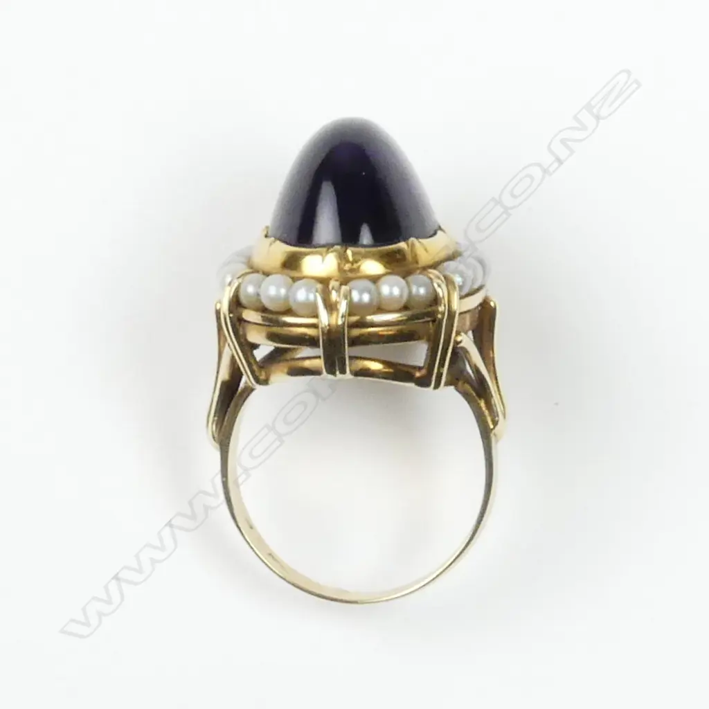 A 14ct. gold amethyst and pearl dress ring Image 1++