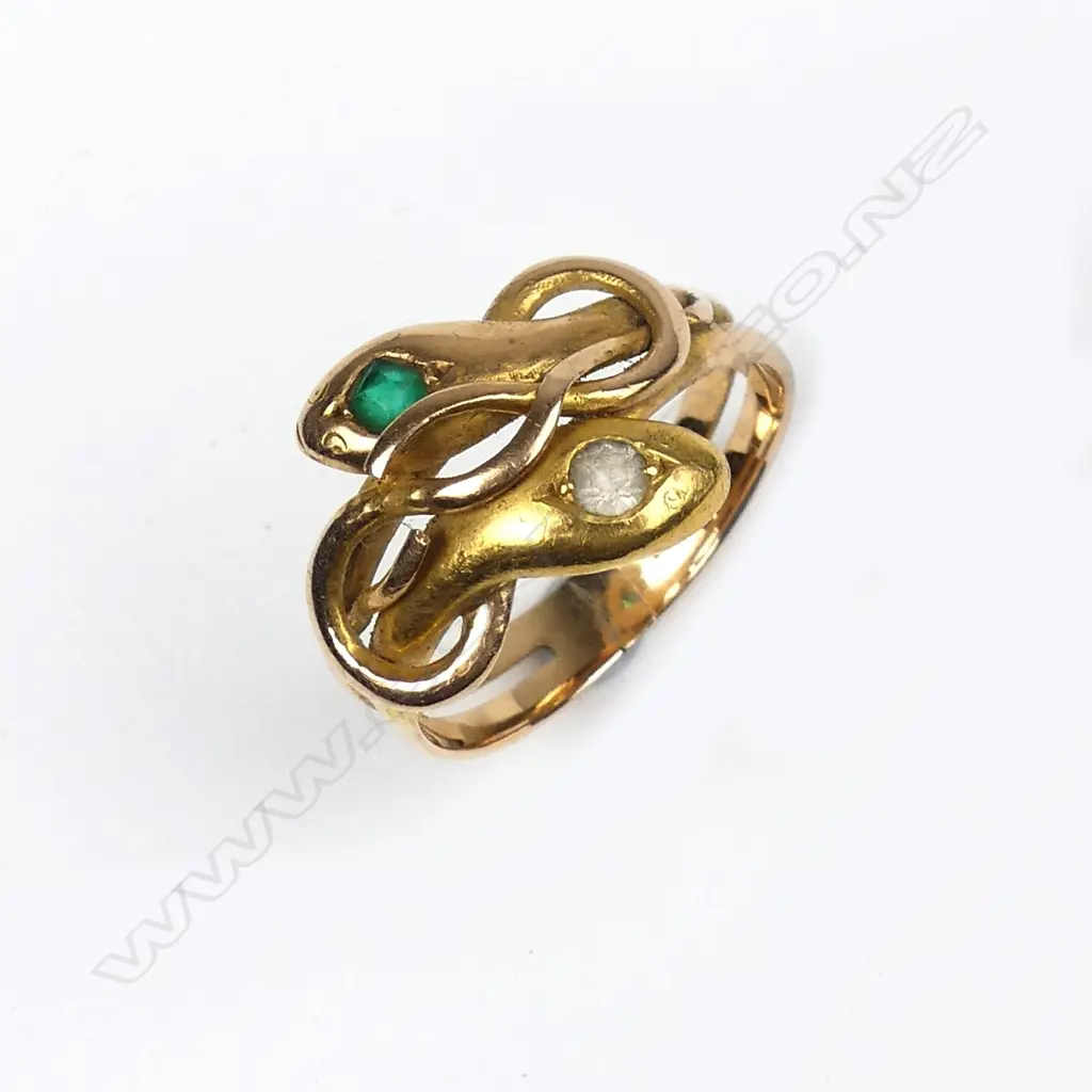 An early 20thC 18ct. yellow gold double snake ring Image 1++