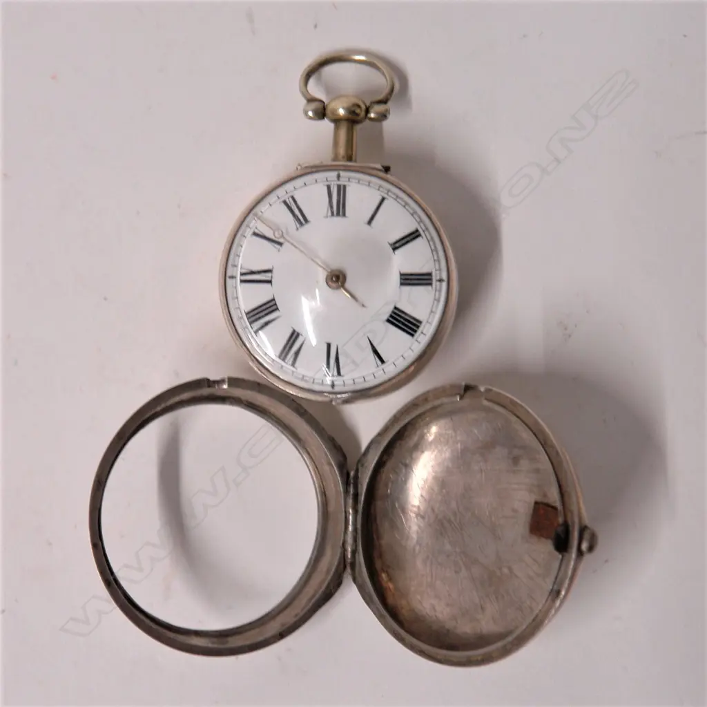 A George III silver pair cased pocket watch by Robert Barnes of Liverpool Image 1++
